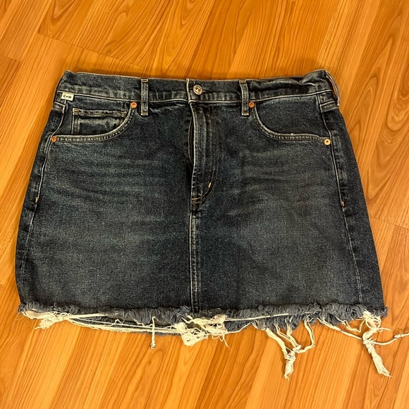 CITIZENS OF HUMANITY Beatnik Denim Mini Skirt. Size 30. Colour: Idlewild - Picture 3 of 10